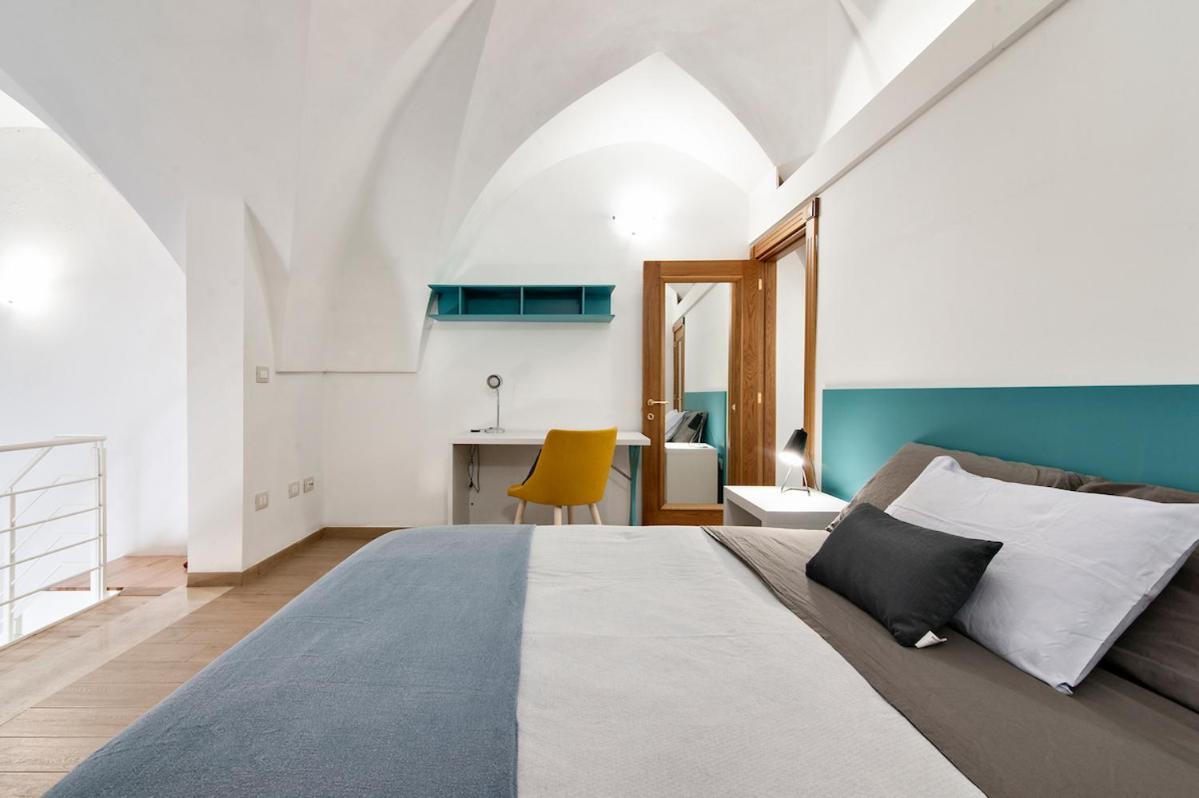 Residence De Franchis - Smart Apartments Лечче Экстерьер фото