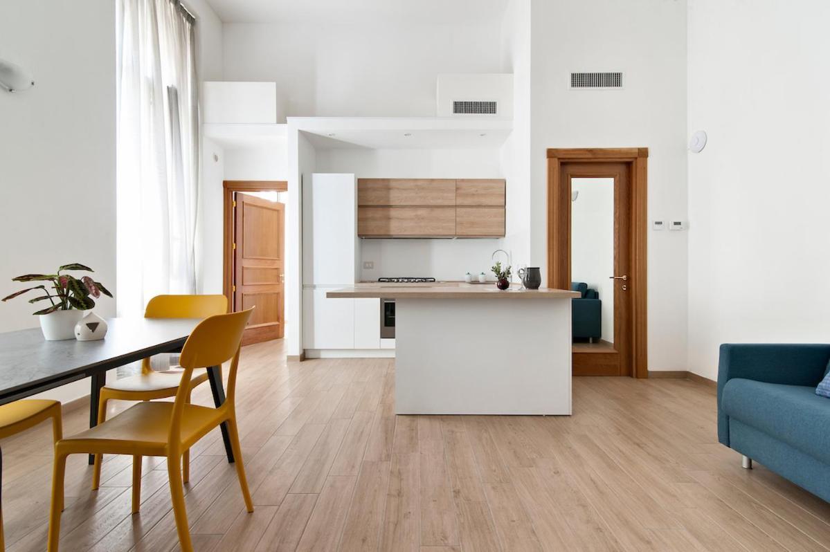 Residence De Franchis - Smart Apartments Лечче Экстерьер фото