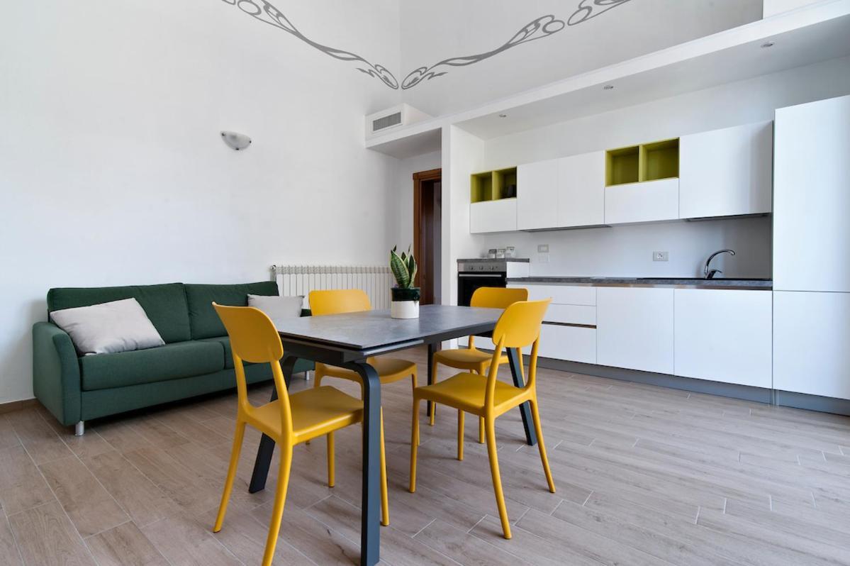 Residence De Franchis - Smart Apartments Лечче Экстерьер фото
