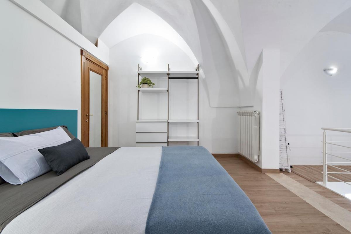 Residence De Franchis - Smart Apartments Лечче Экстерьер фото