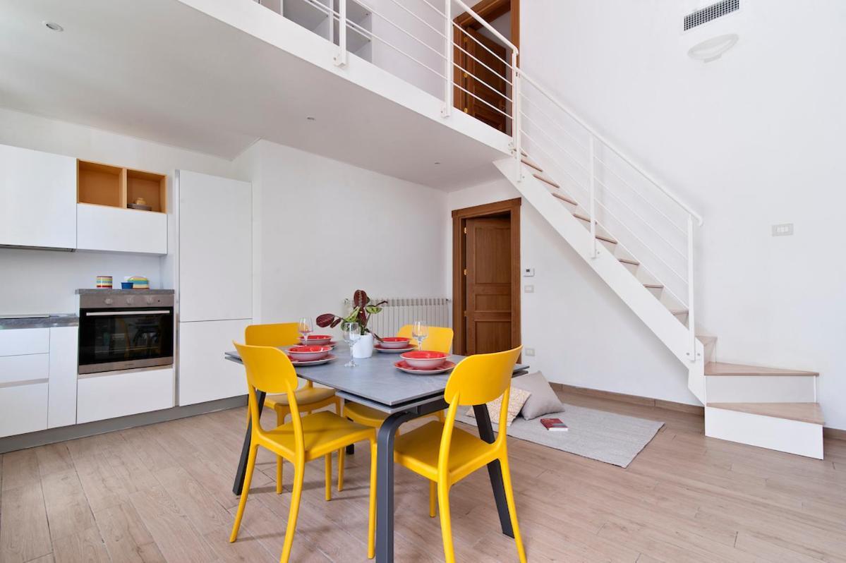 Residence De Franchis - Smart Apartments Лечче Экстерьер фото
